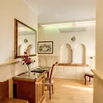 Hotel Pantheon 3*