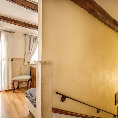 Hotel Pantheon 3*